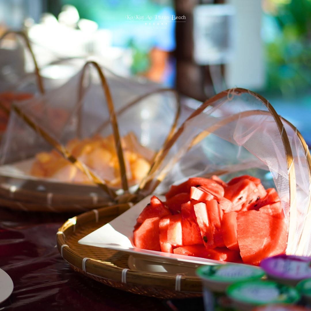 อาหารและเครื่องดื่ม Ko Kut Ao Phrao Beach Resort 11
